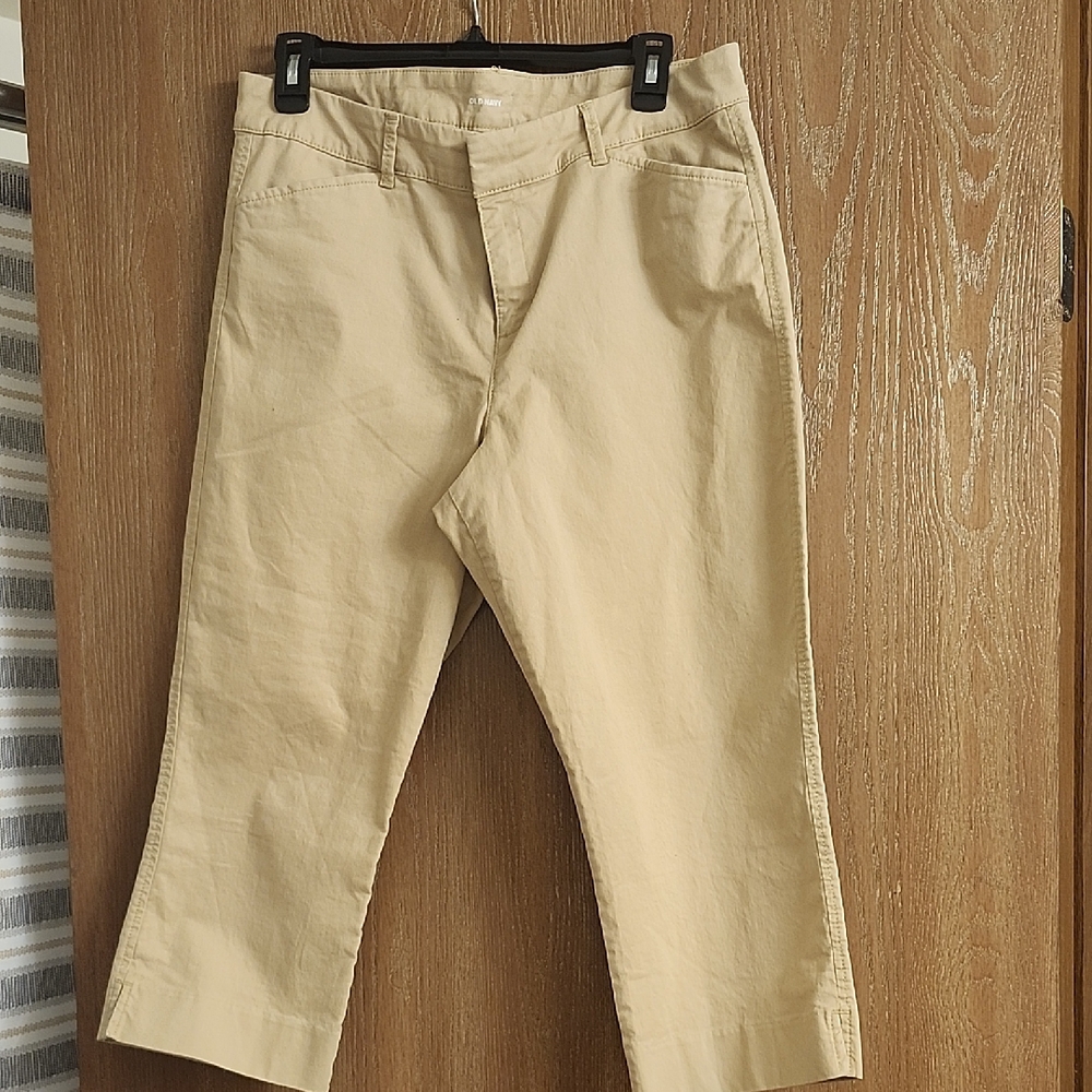 Old Navy Tan Pixie Crop Pants, New Never Been Wor… - image 1